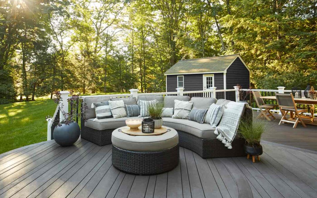 July is Picnic Month — Make Your Backyard the Best Spot in Town